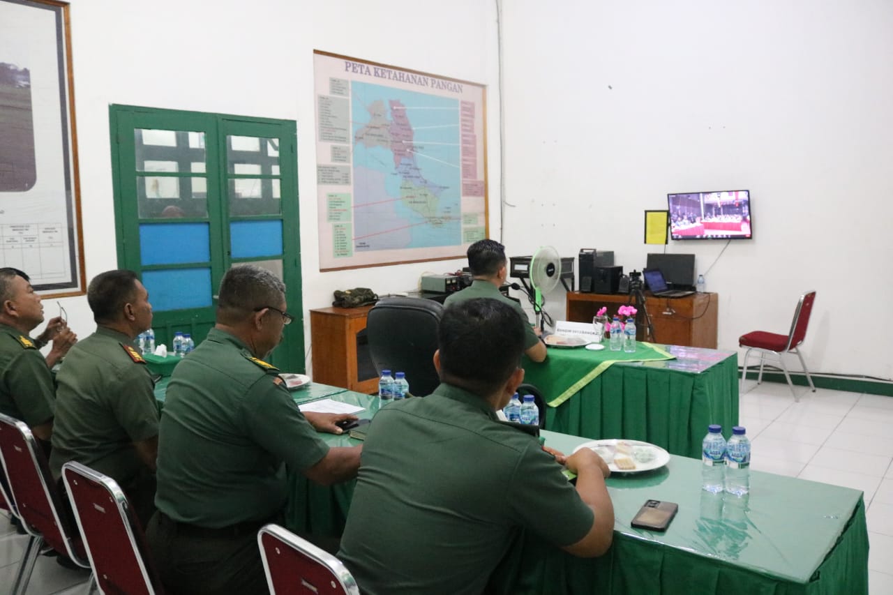 Junjung Tinggi Netralitas TNI Dan Penegakan Hukum Di TNI, Dandim 0413/Bangka Beserta Perwira Staf Ikuti Pengarahan Panglima TNI