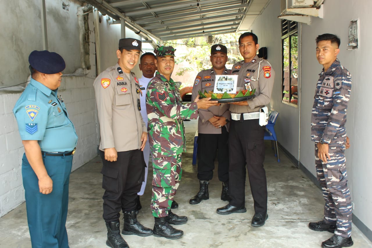 Polsek Belinyu Mandatangi Posmat TNI AL 