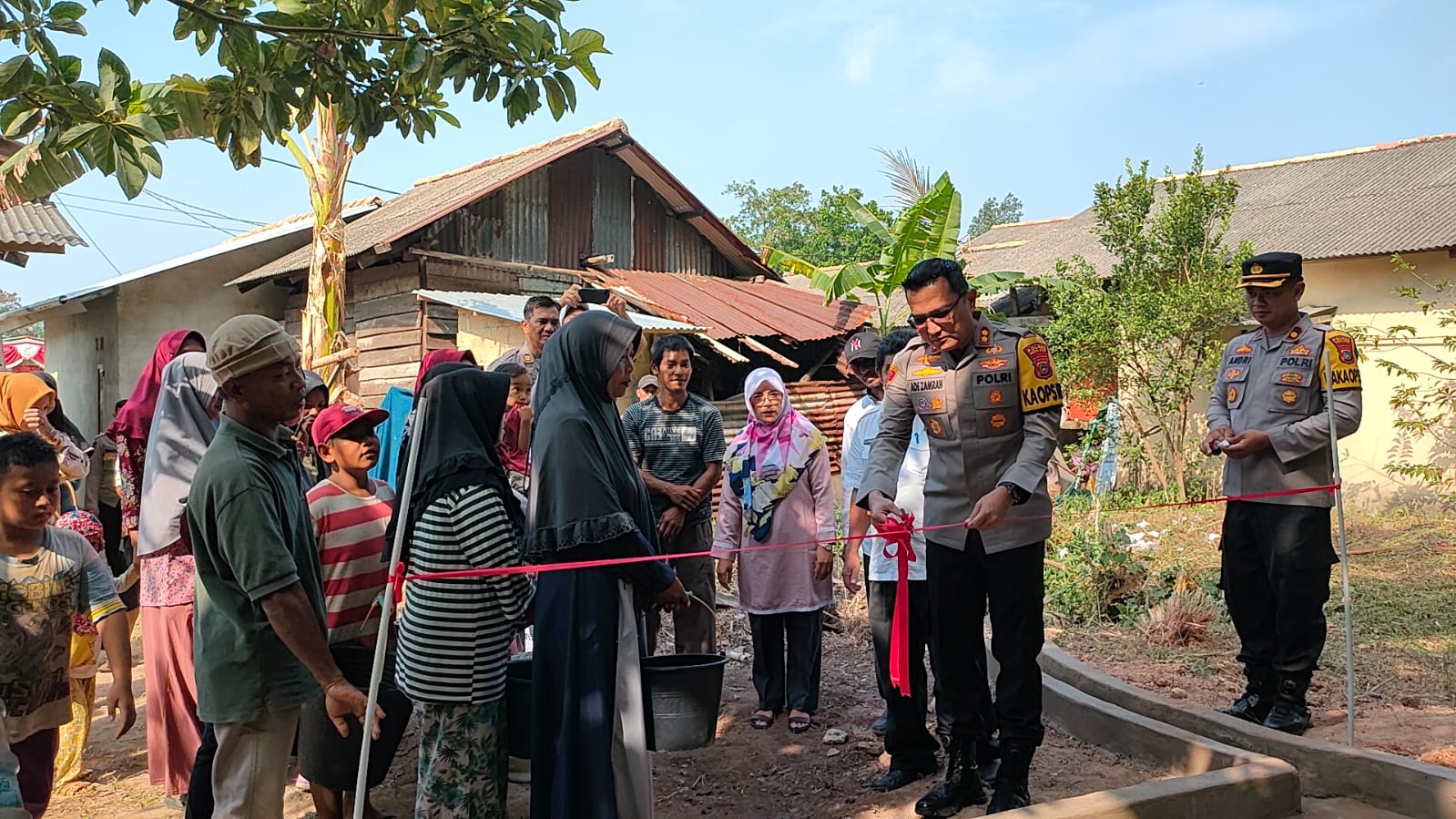 Sebagai Wujud Polri Peduli Lingkungan, Polres Bangka Barat Beri Bantuan Sumur Bor