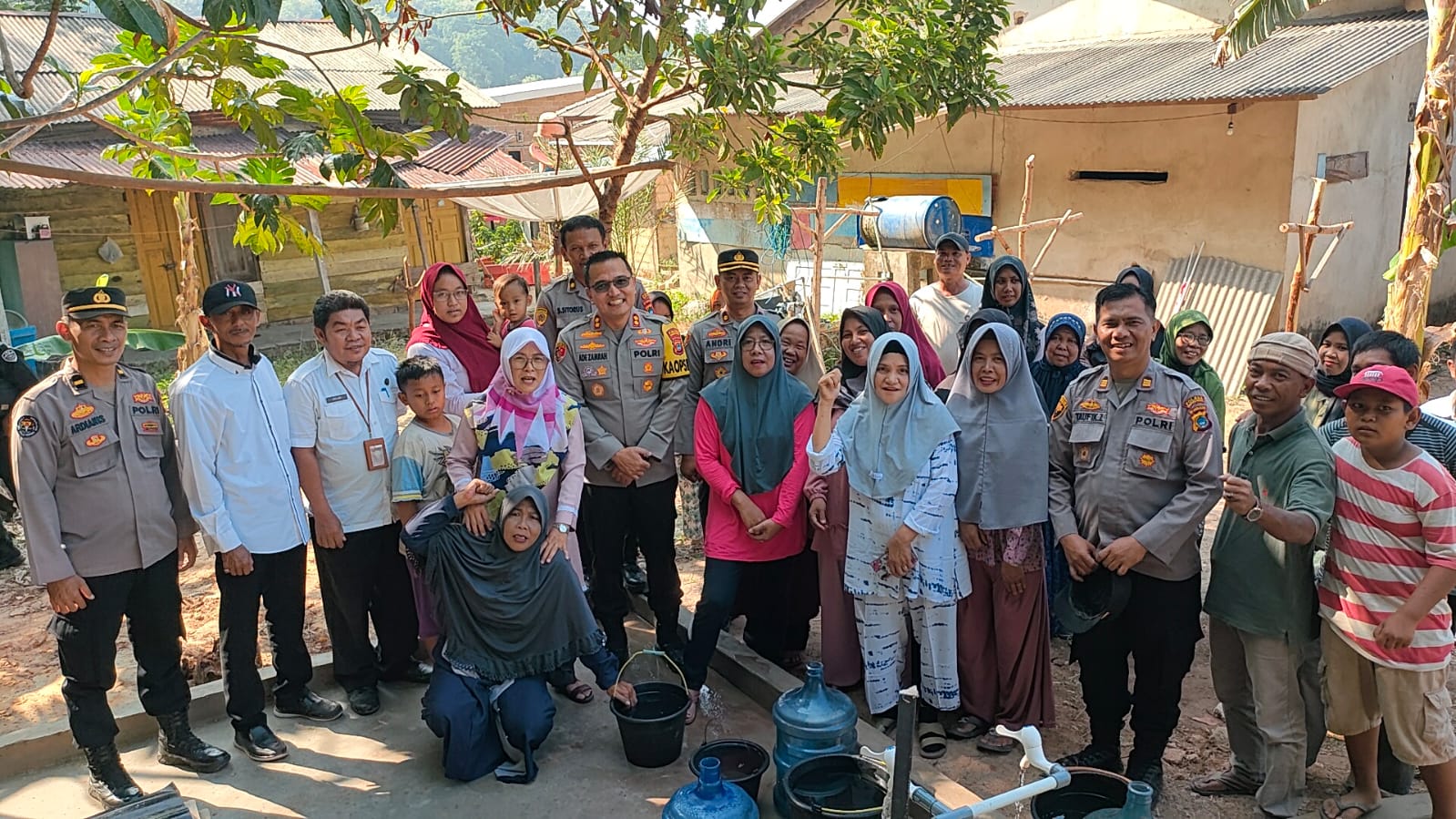 Sebagai Wujud Polri Peduli Lingkungan, Polres Bangka Barat Beri Bantuan Sumur Bor