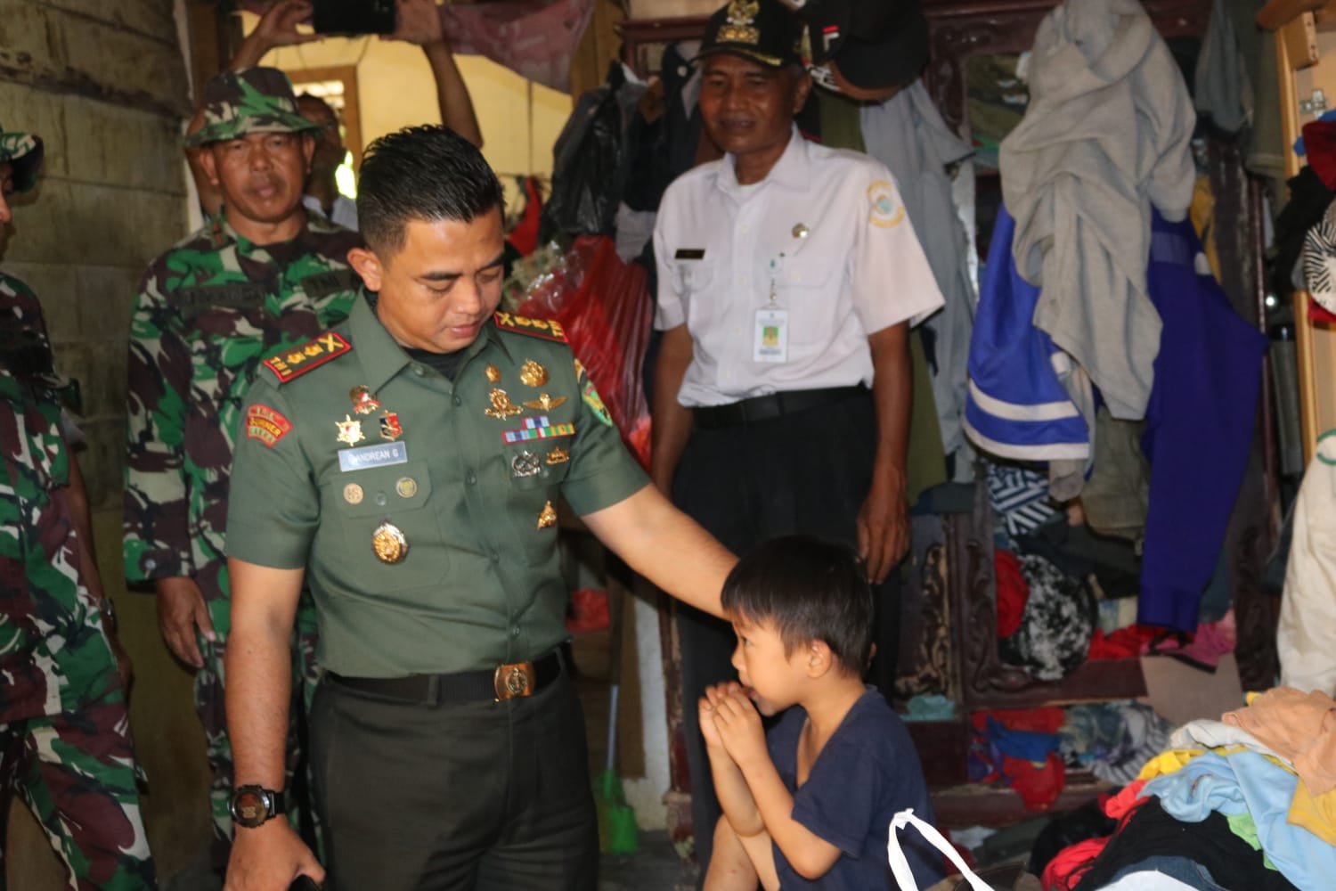 Pastikan Tepat Sasaran  Dandim 0413/Bangka Tinjau Program KASAD Bedah Rumah Tidak Layak Huni